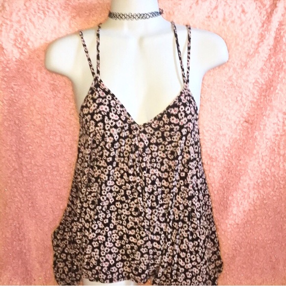 American eagle 90s style floral criss cross tank - Picture 4 of 8